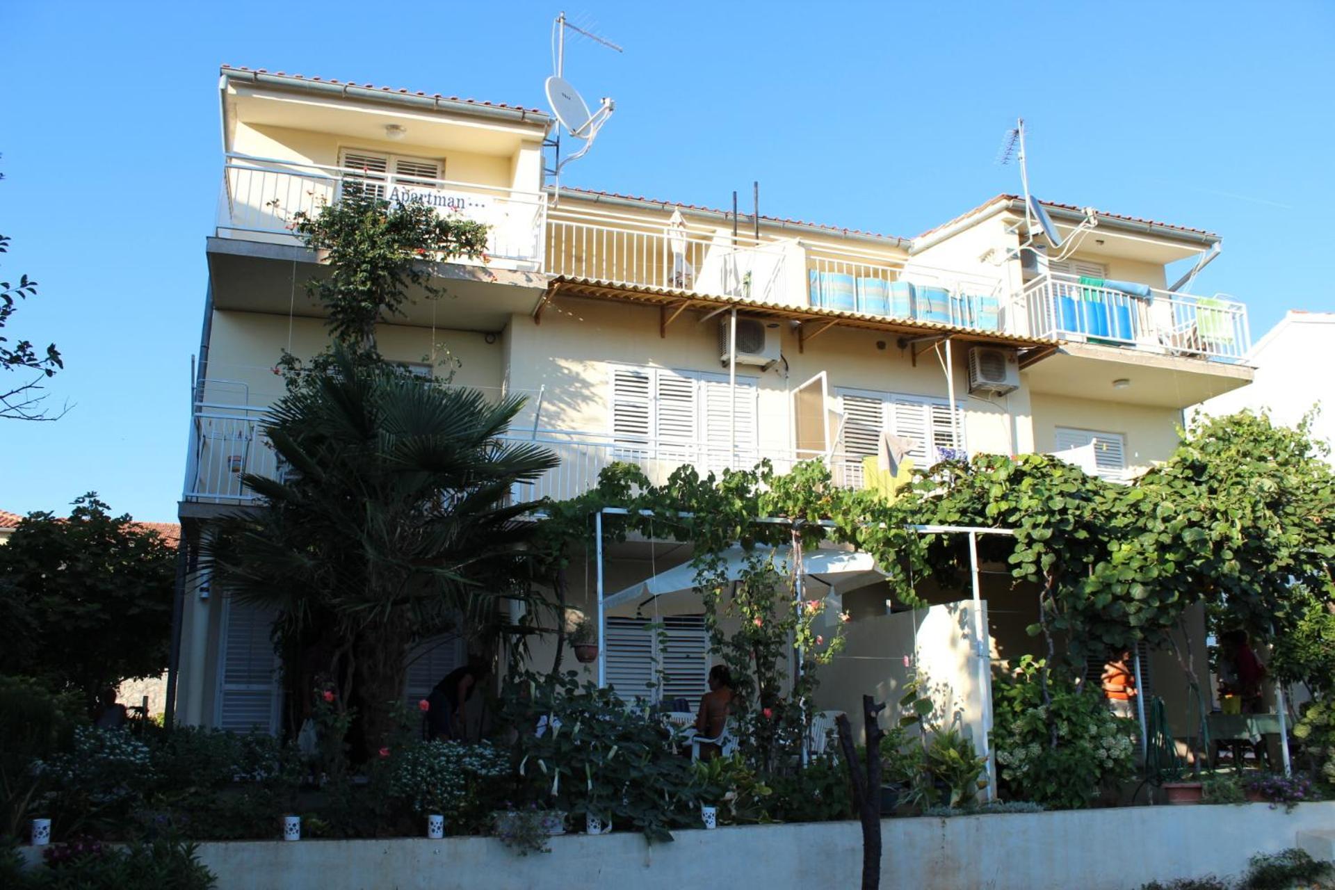 Apartments Miriam Srima Vodice Exterior photo